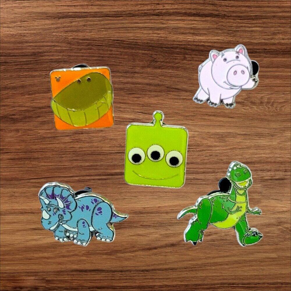 5 Toy Story Disney Parks Trading Pins, Plus 2 Bonus Pins